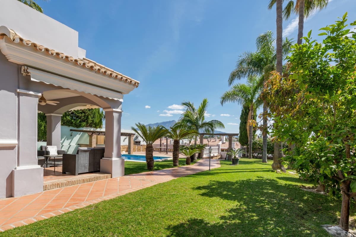 Detached Villa in Estepona — photo 6 of 10