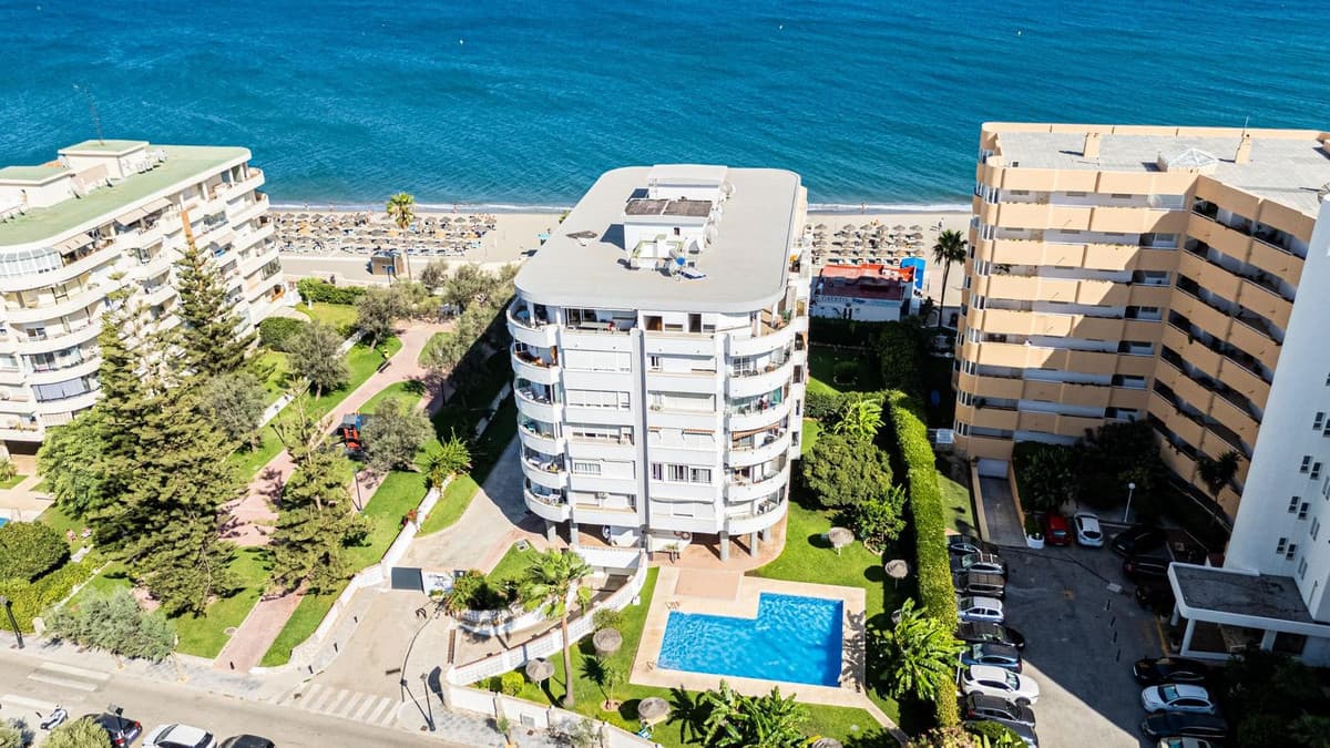 Middle Floor Apartment in Fuengirola — photo 1 of 10