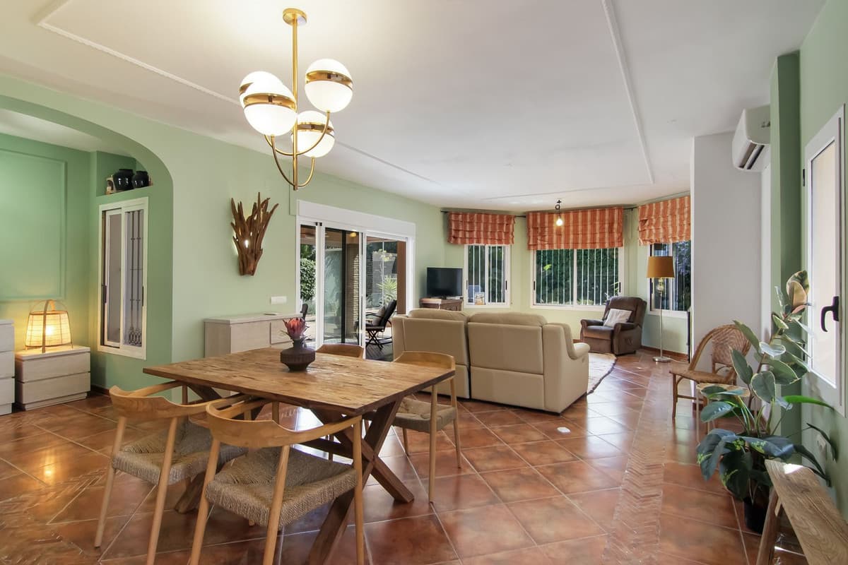 Detached Villa in Fuengirola — photo 7 of 10