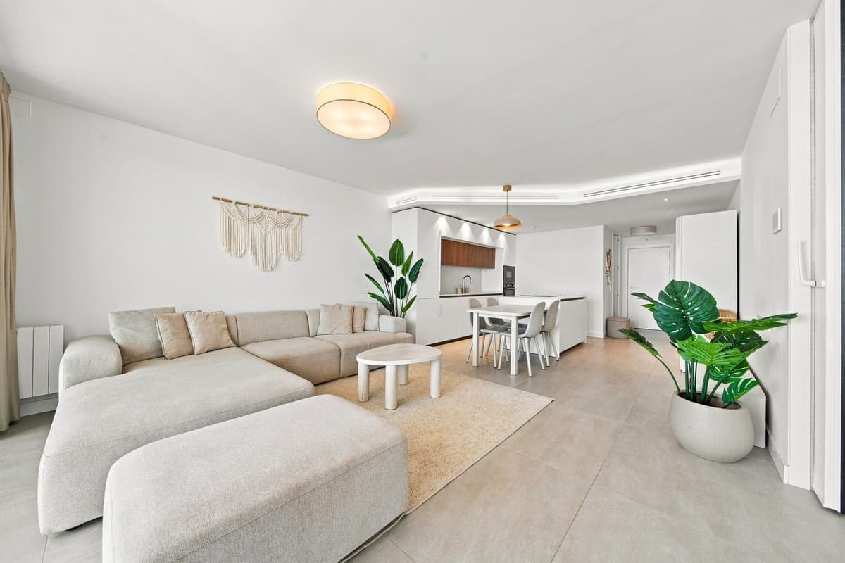 Middle Floor Apartment in Fuengirola — photo 6 of 10