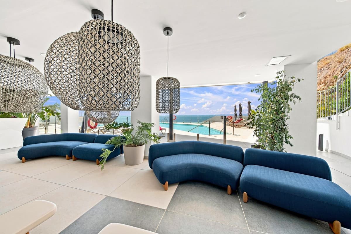 Middle Floor Apartment in Fuengirola — photo 7 of 10
