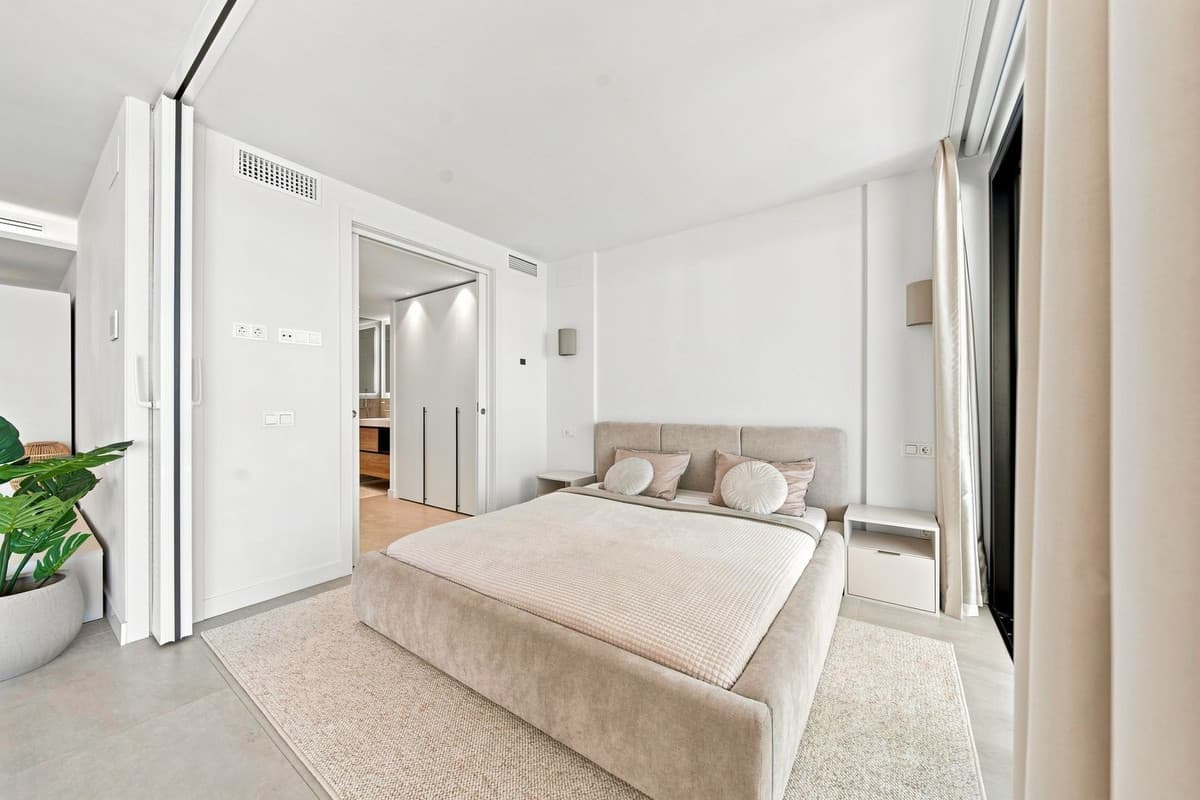 Middle Floor Apartment in Fuengirola — photo 8 of 10