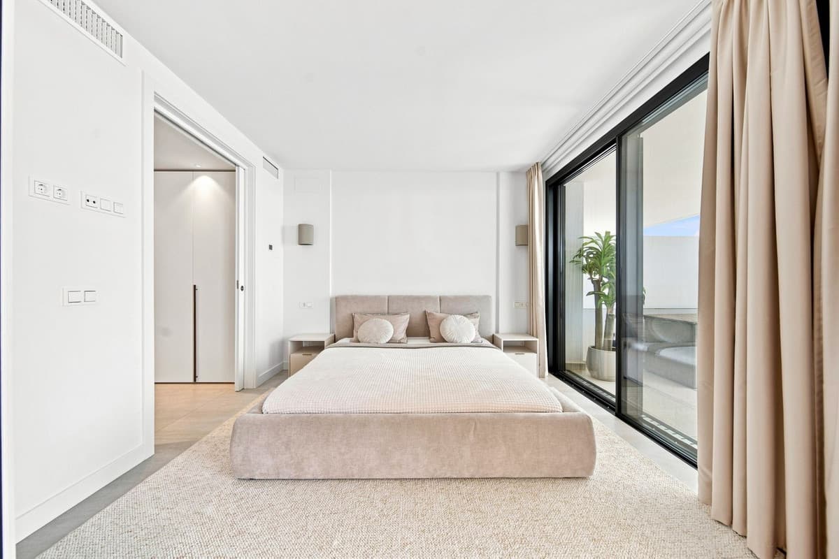 Middle Floor Apartment in Fuengirola — photo 10 of 10