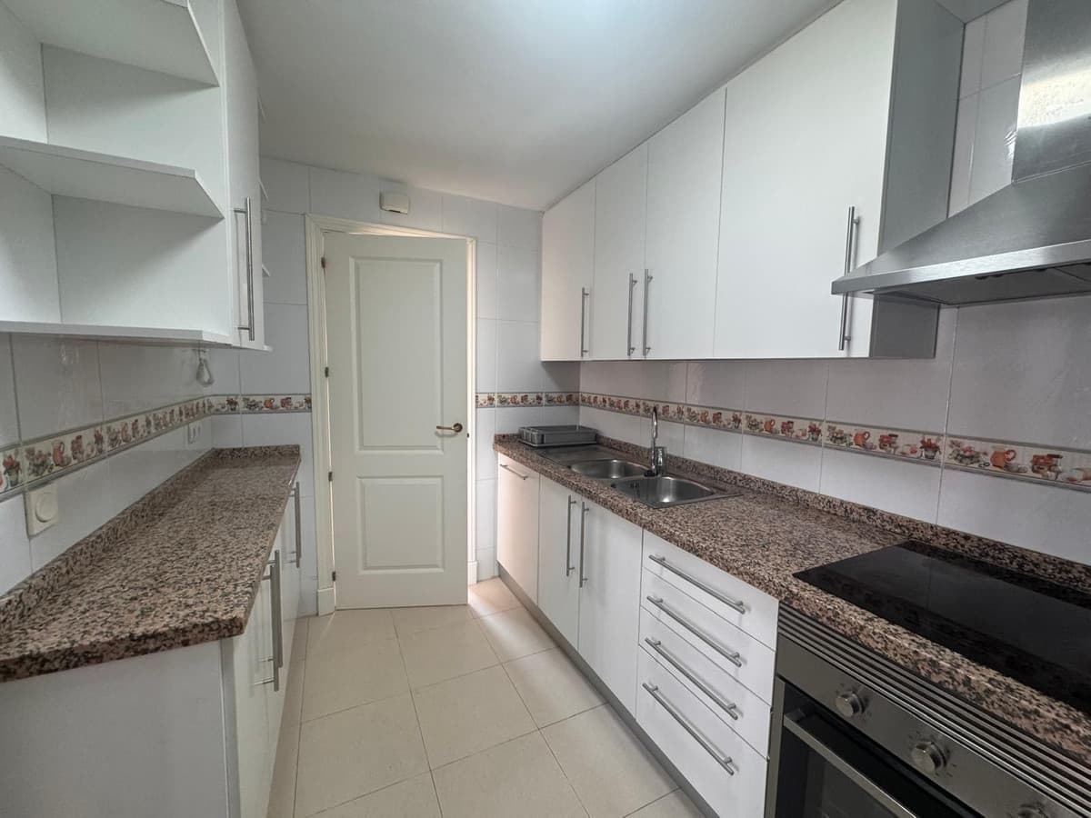 Penthouse in Manilva — photo 7 of 10
