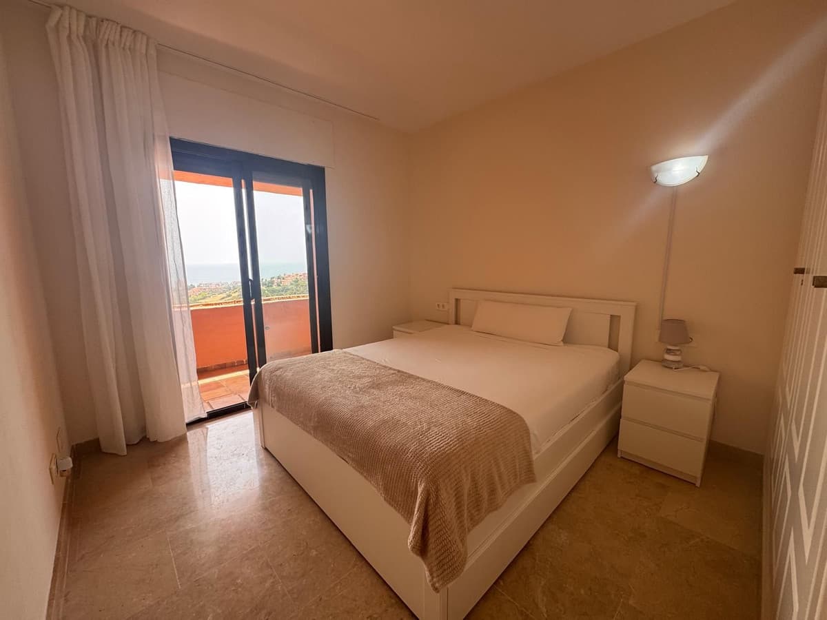 Penthouse in Manilva — photo 10 of 10