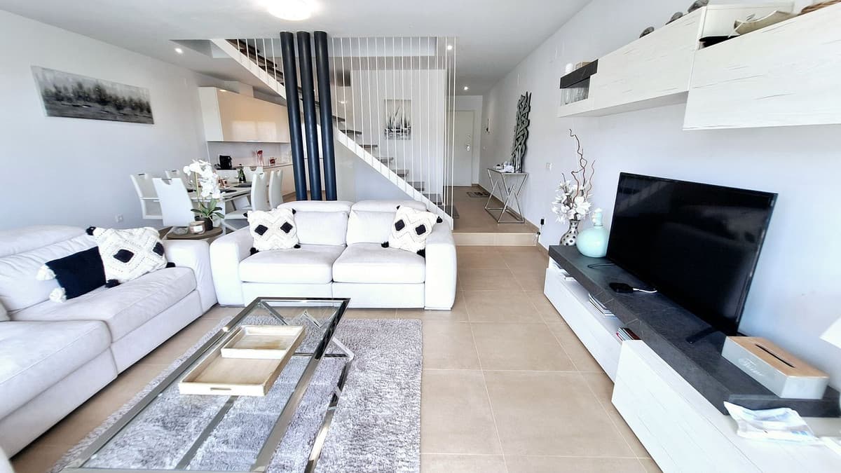 Semi-Detached House in Manilva — photo 2 of 10