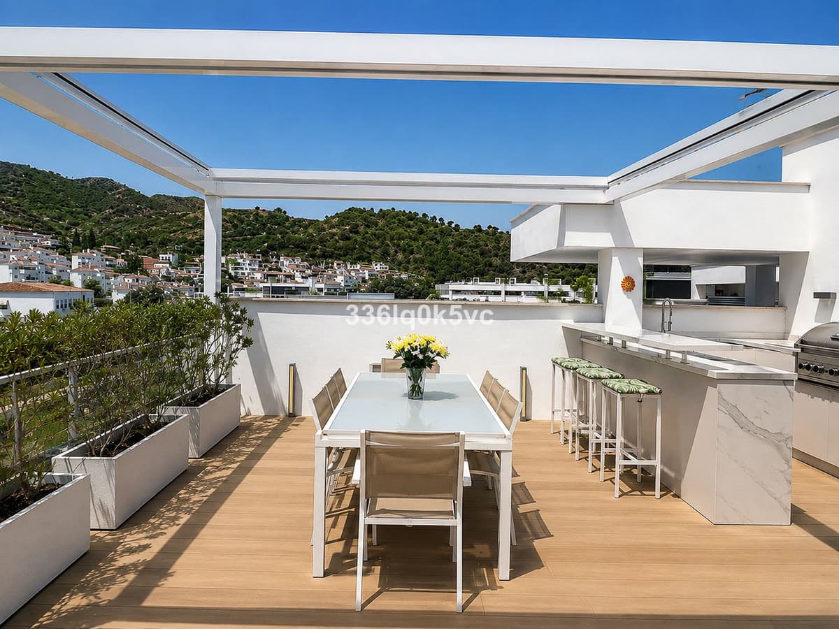 Penthouse in Benahavís — photo 6 of 10