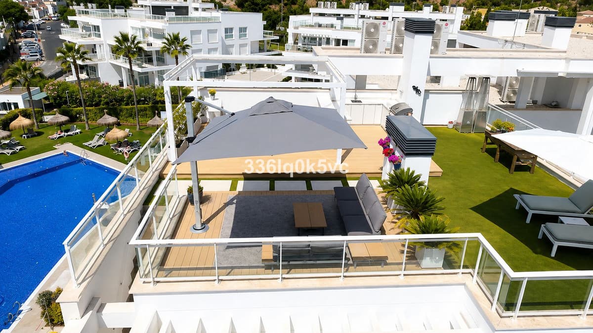 Penthouse in Benahavís — photo 8 of 10