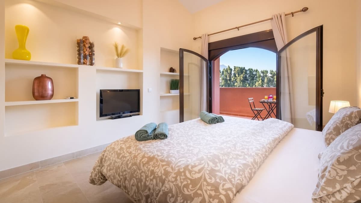 Penthouse Duplex in Estepona — photo 9 of 10