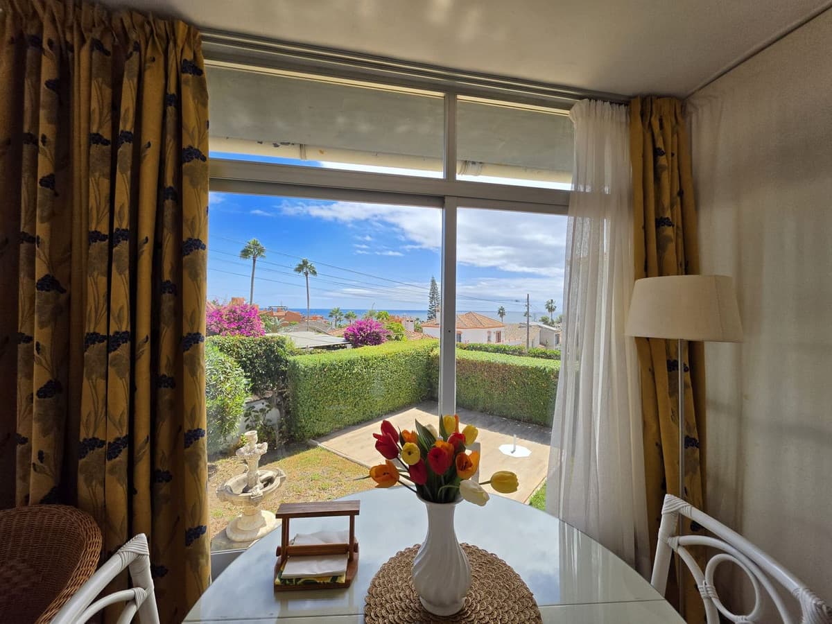 Detached Villa in Estepona — photo 2 of 10