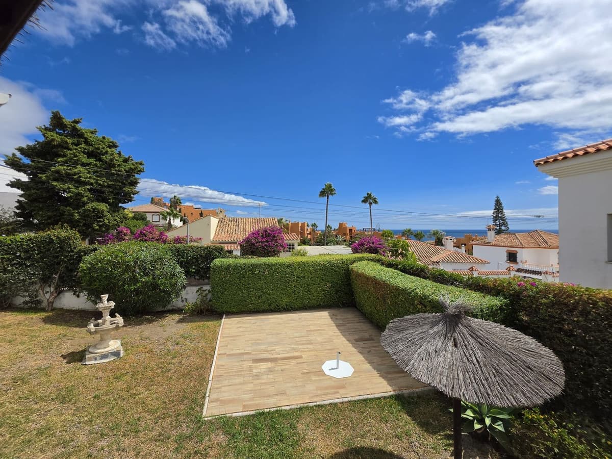 Detached Villa in Estepona — photo 6 of 10