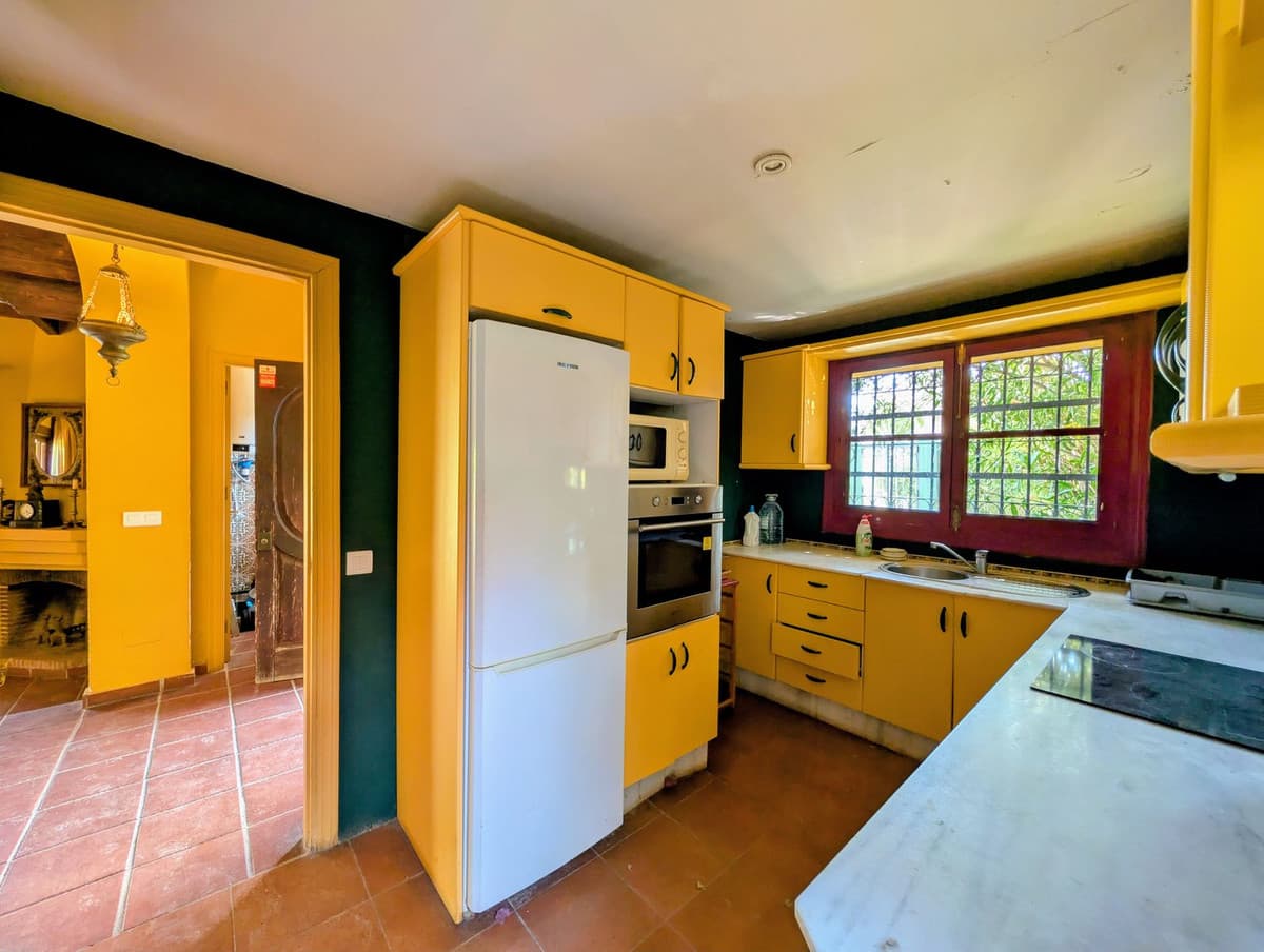 Detached Villa in Monda — photo 7 of 10