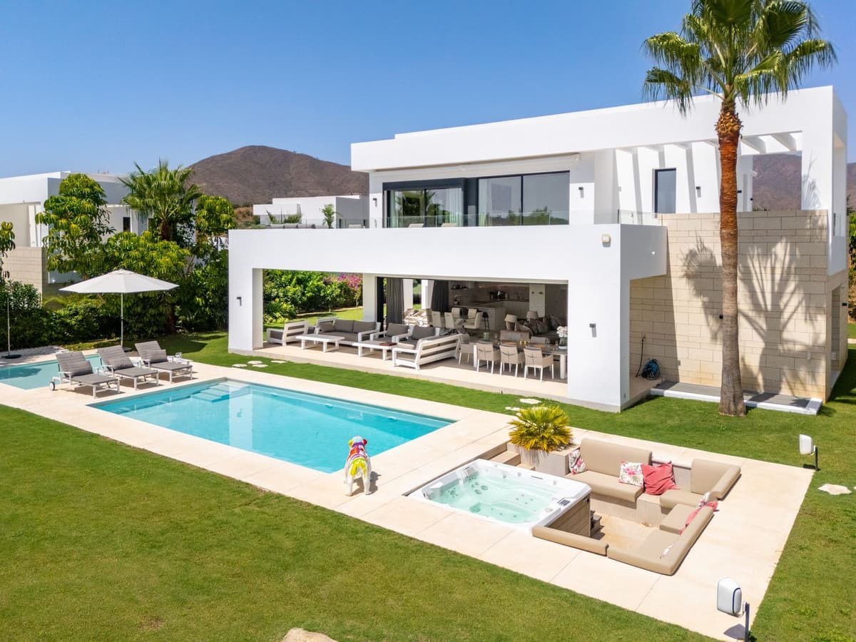 Detached Villa in La Cala Golf — photo 1 of 10