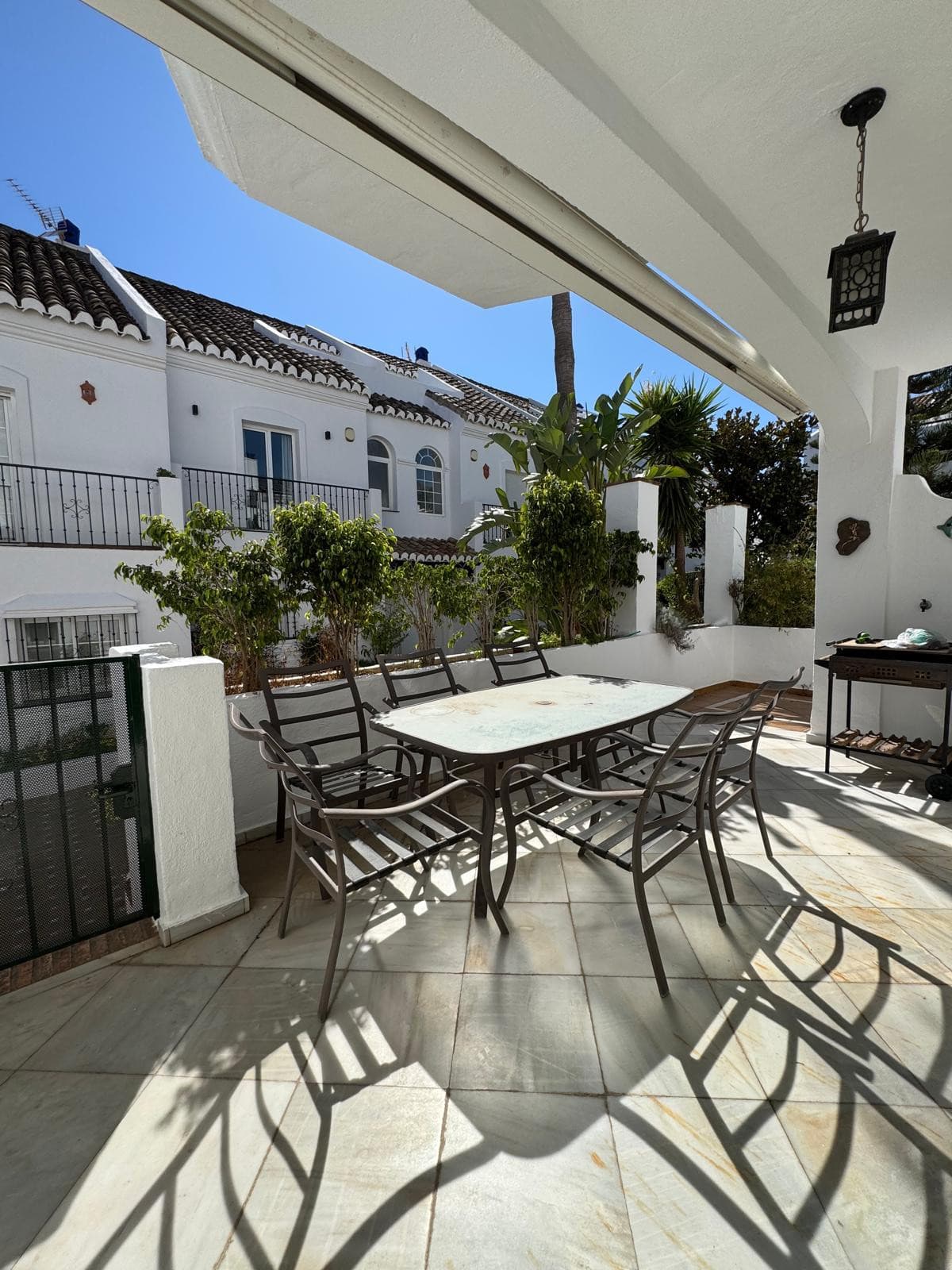Townhouse in The Golden Mile — photo 2 of 10