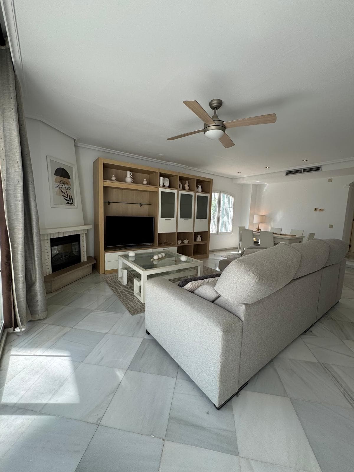 Townhouse in The Golden Mile — photo 4 of 10