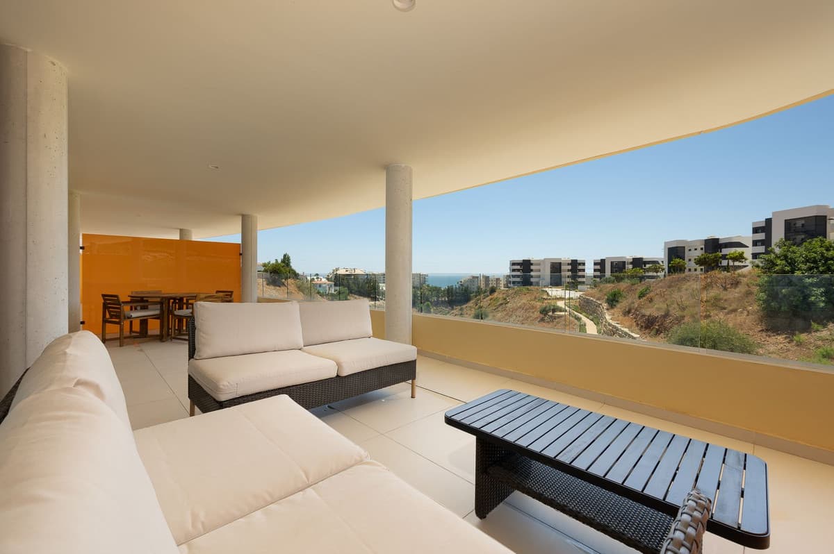 Middle Floor Apartment in Fuengirola — photo 9 of 10