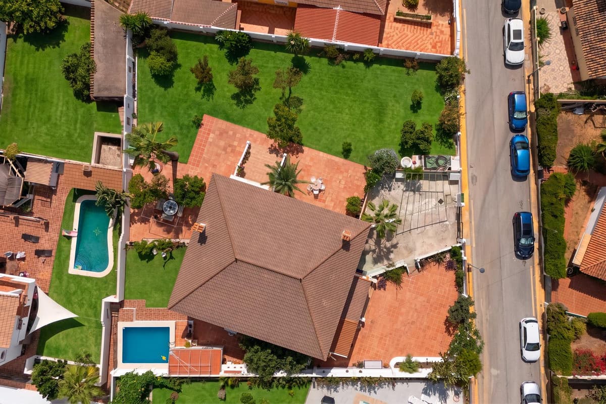 Detached Villa in Torremolinos — photo 2 of 10