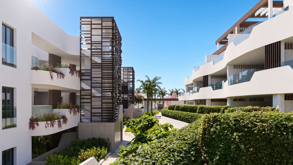 Ground Floor Apartment in Bel Air — photo 3 of 10