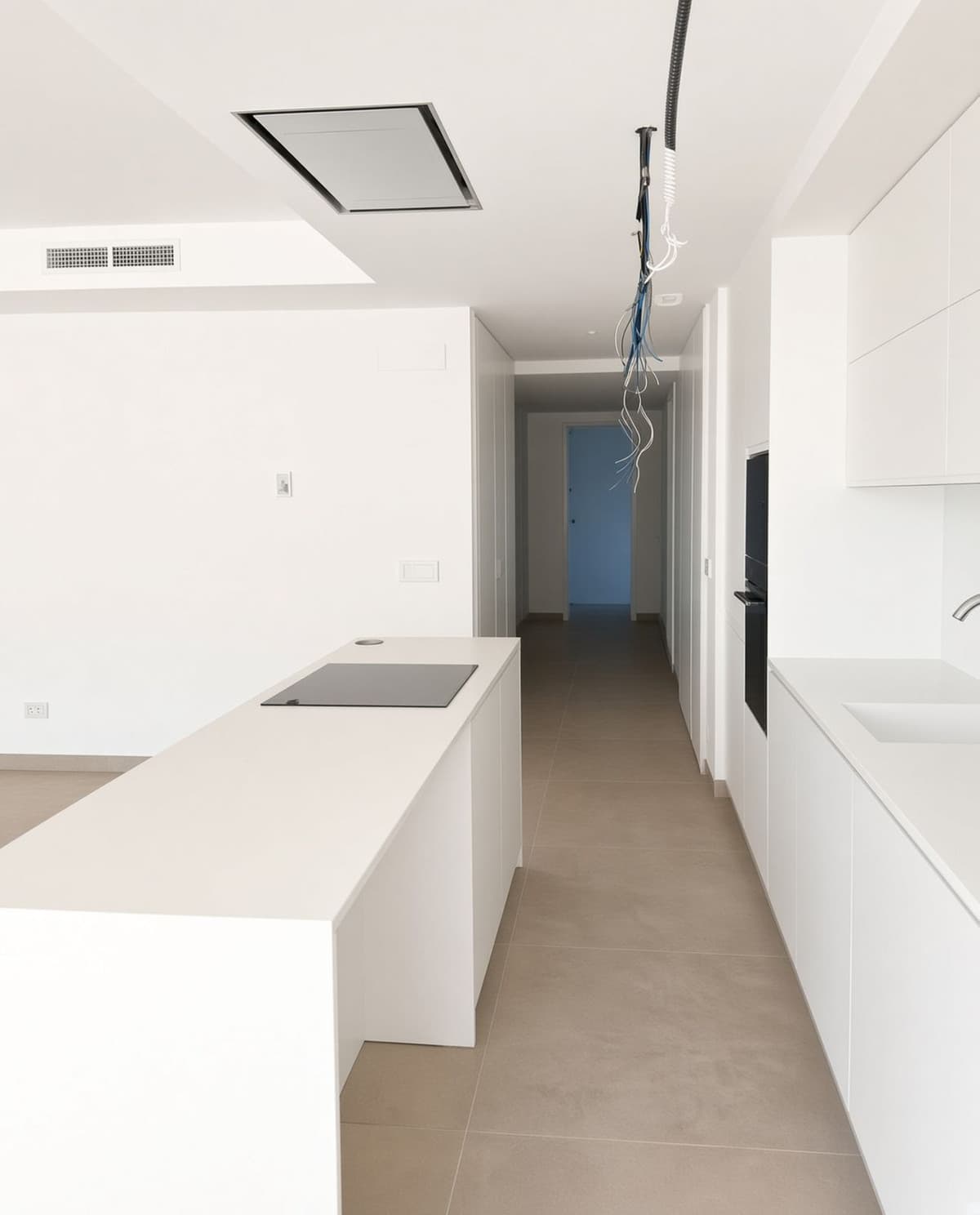 Ground Floor Apartment in Bel Air — photo 9 of 10