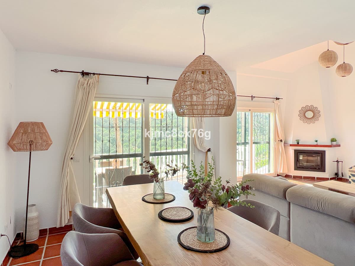 Townhouse in Calahonda — photo 10 of 10
