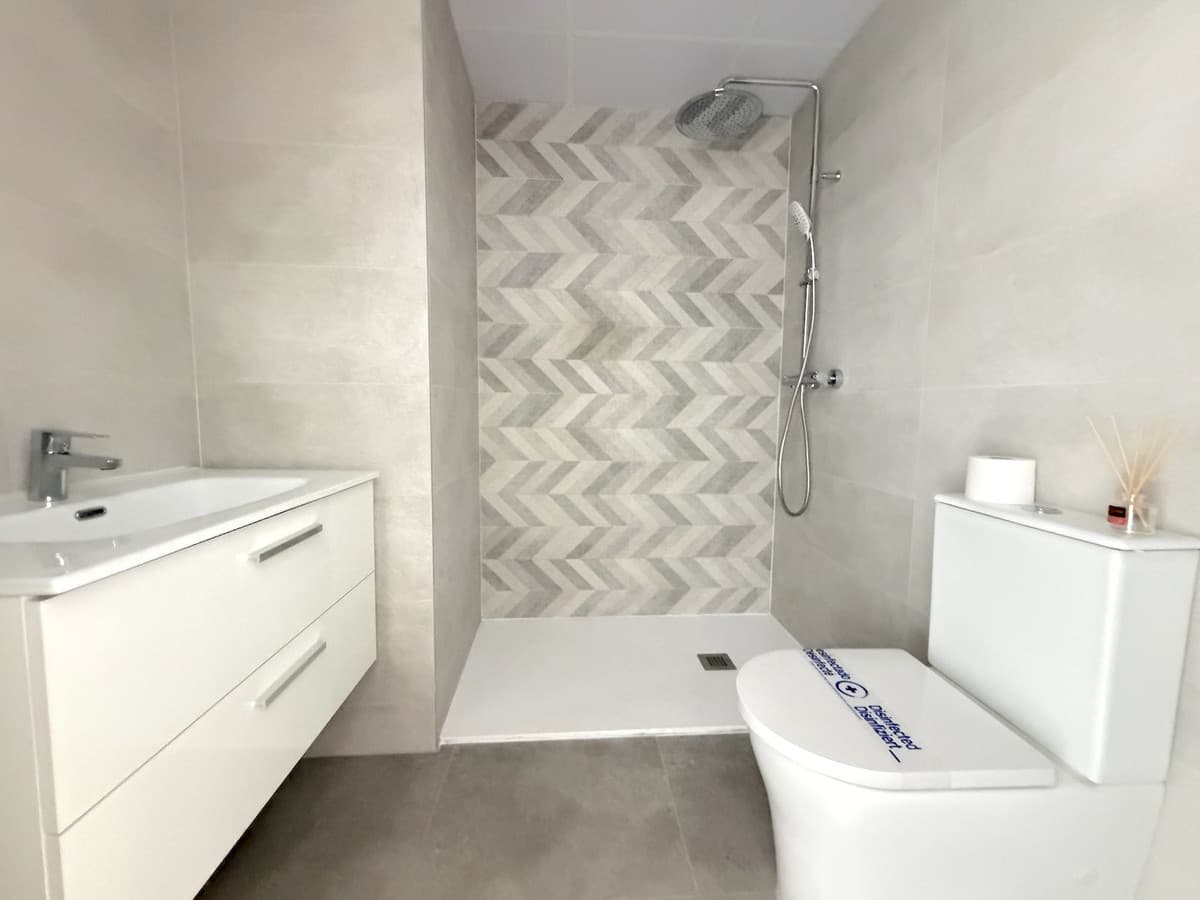 Middle Floor Apartment in Los Pacos — photo 10 of 10