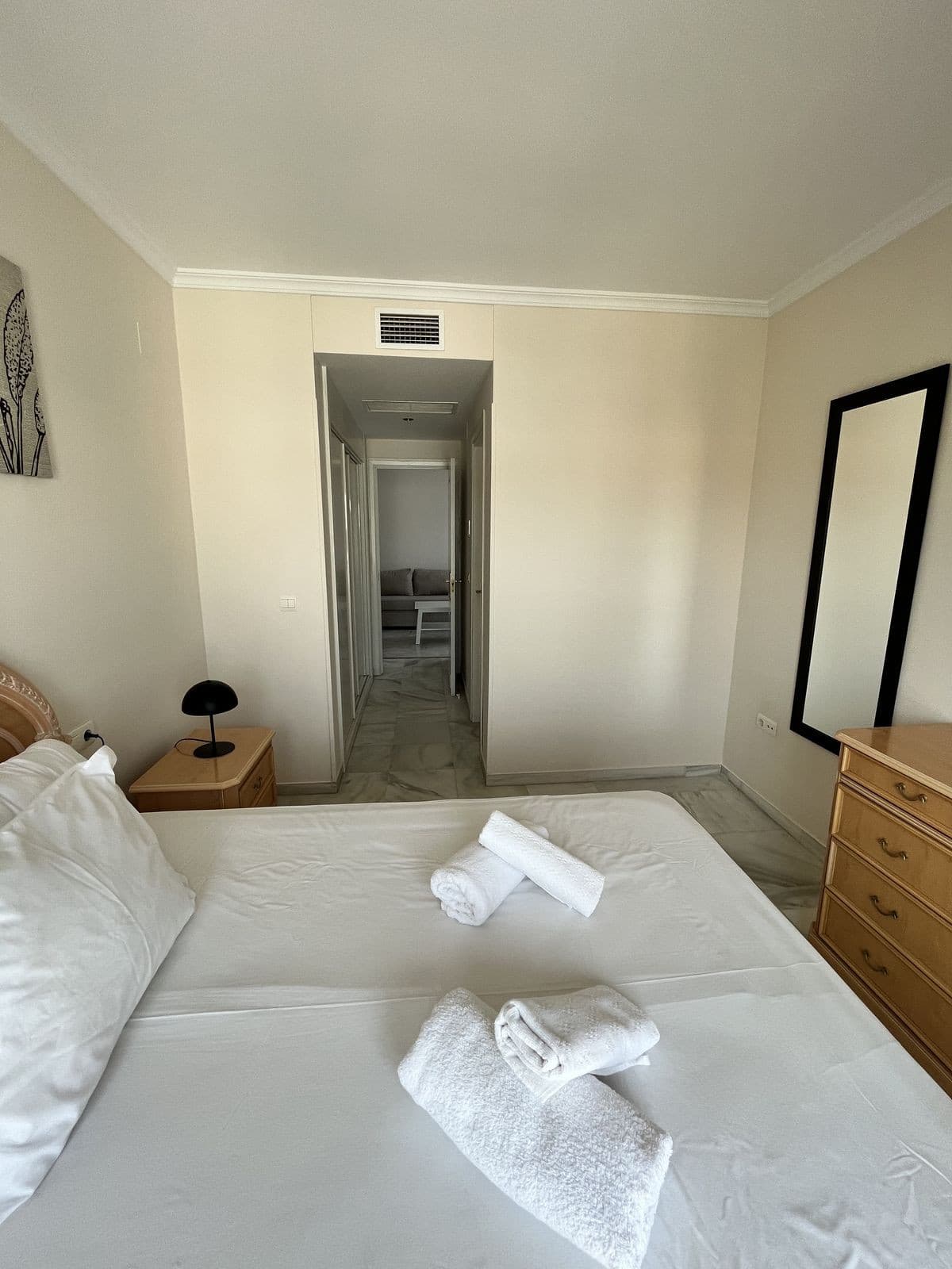 Middle Floor Apartment in Nueva Andalucía — photo 10 of 10