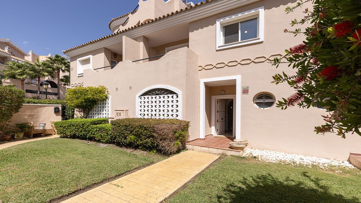 Townhouse in La Duquesa — photo 4 of 10