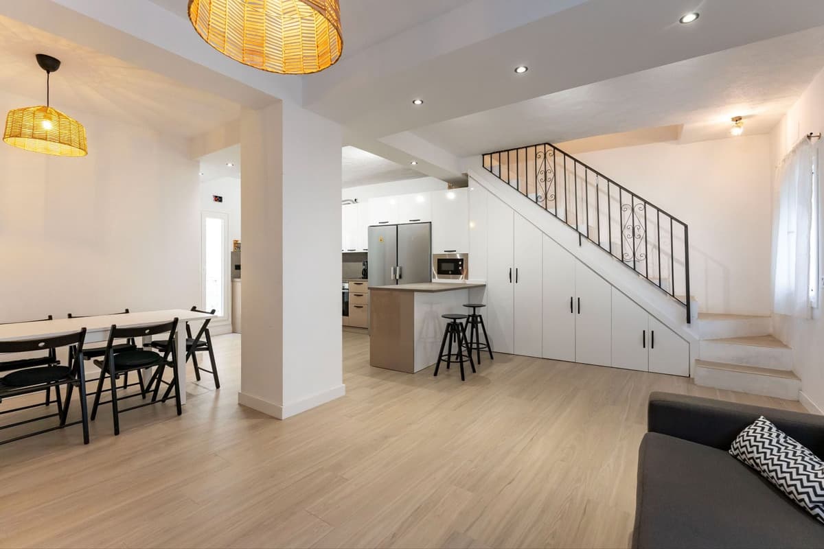 Townhouse in Monda — photo 1 of 10