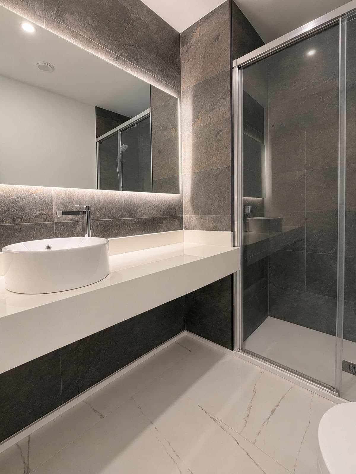 Ground Floor Apartment in Casares — photo 5 of 10