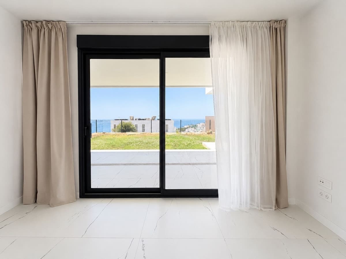 Ground Floor Apartment in Casares — photo 8 of 10