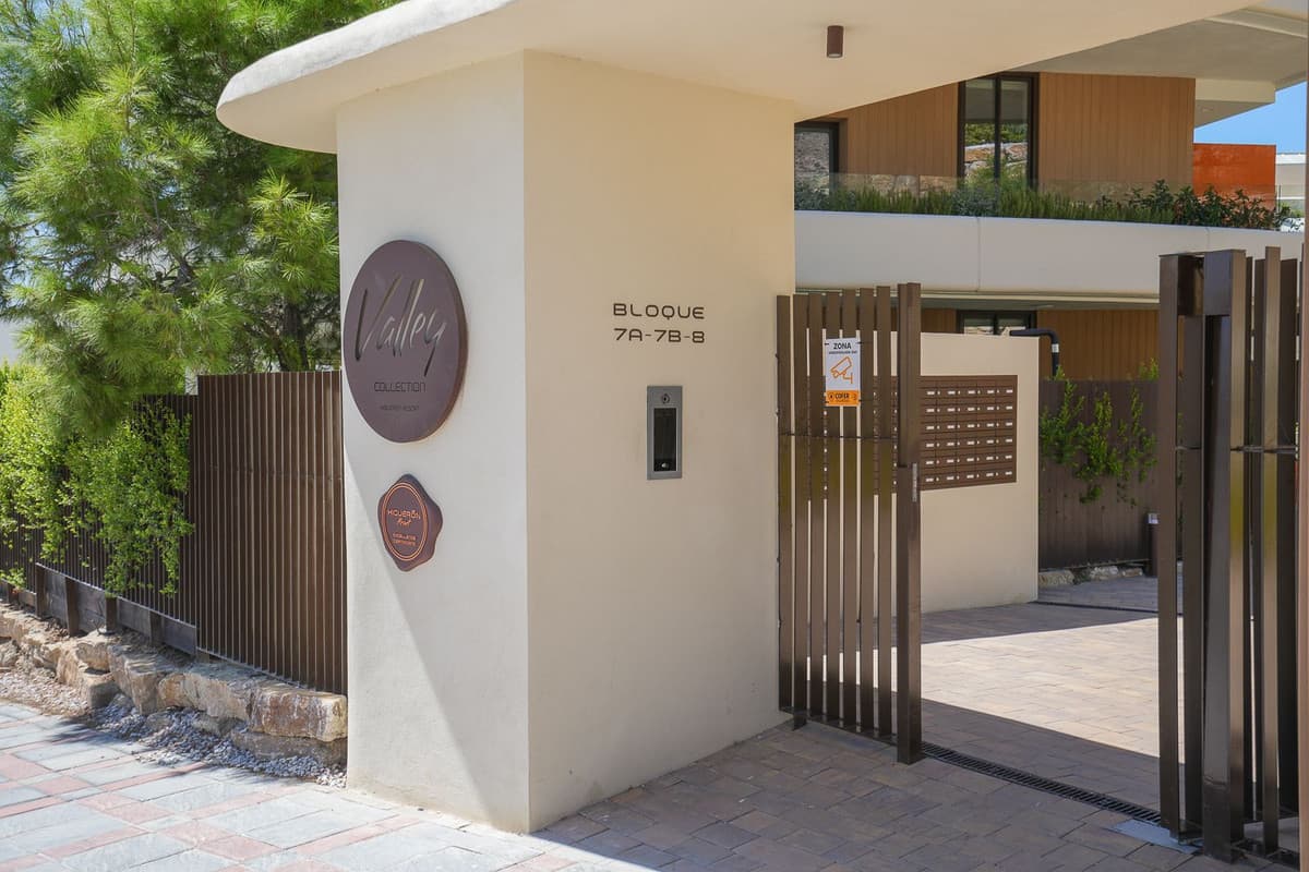 Middle Floor Apartment in Fuengirola — photo 4 of 10