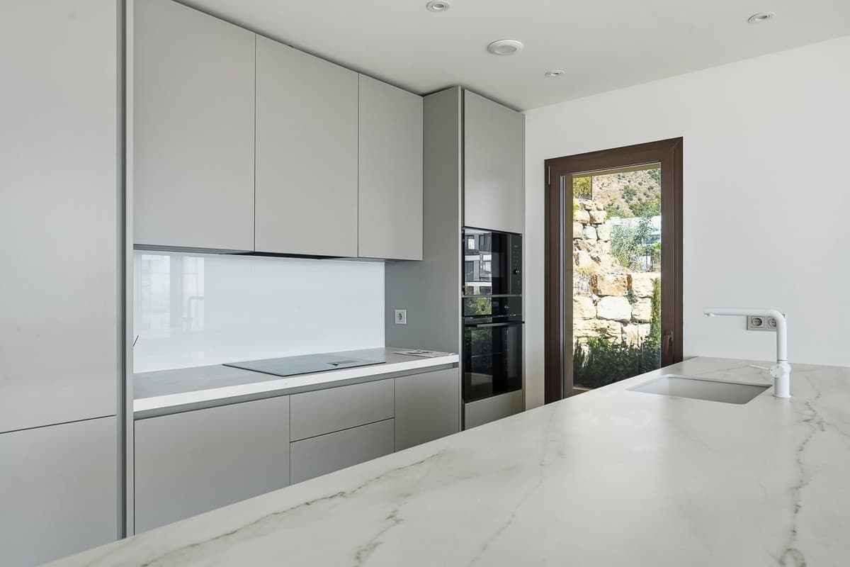 Middle Floor Apartment in Fuengirola — photo 10 of 10