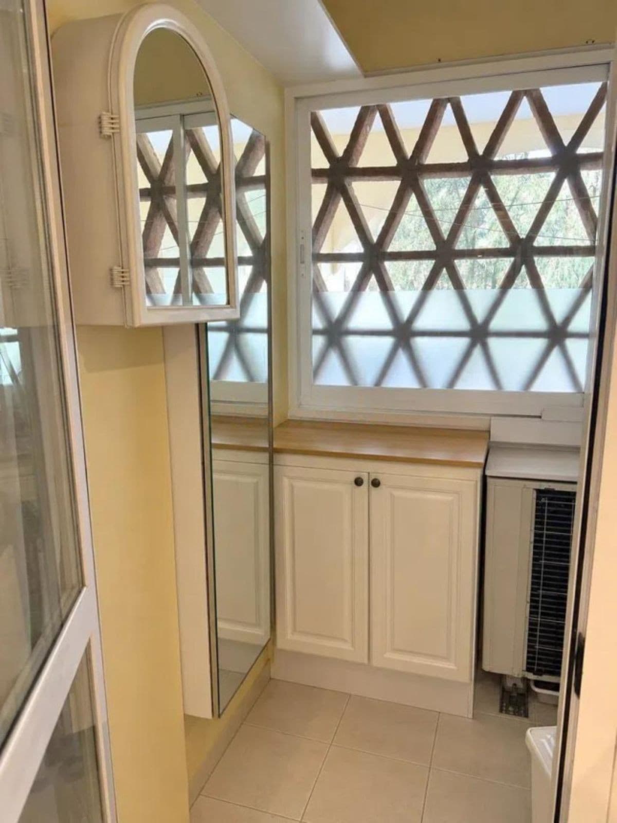 Ground Floor Apartment in Marbella — photo 7 of 10