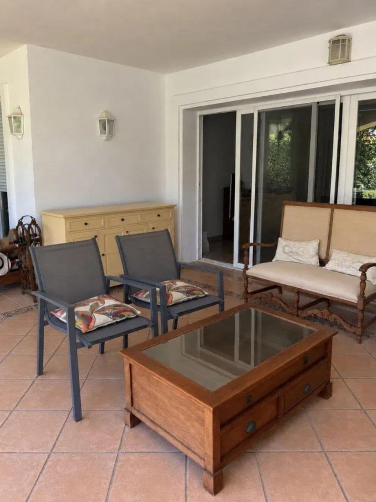 Ground Floor Apartment in Marbella — photo 9 of 10
