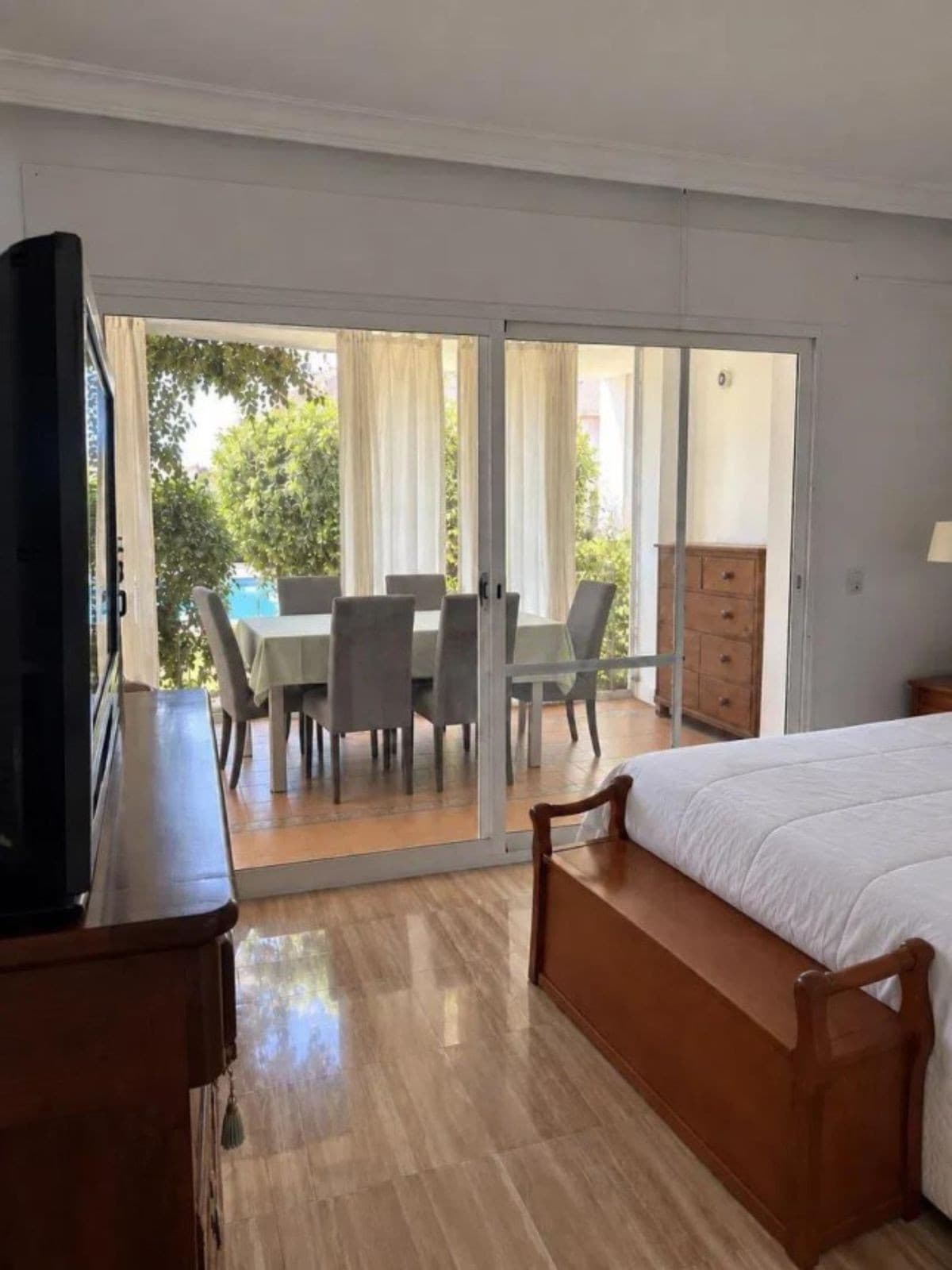 Ground Floor Apartment in Marbella — photo 10 of 10