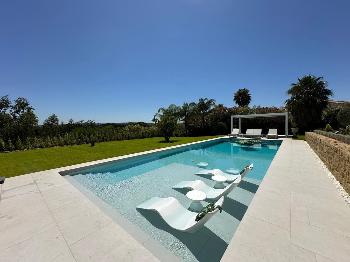 Detached Villa in Sotogrande — photo 3 of 10
