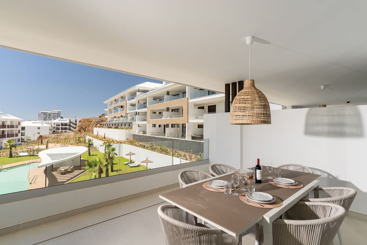 Middle Floor Apartment in Fuengirola — photo 3 of 10