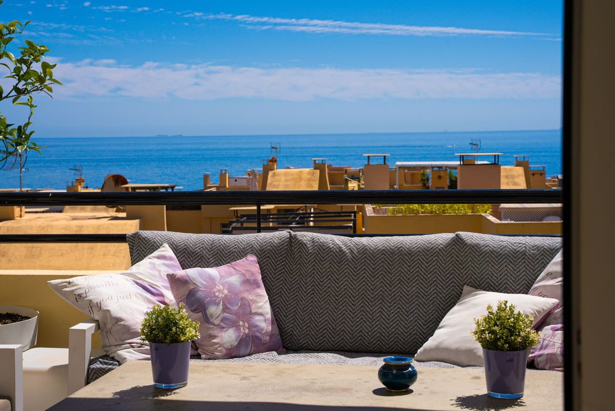 Penthouse in Calahonda — photo 3 of 10