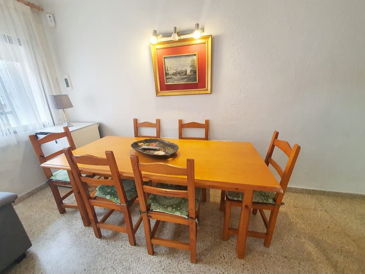 Middle Floor Apartment in Fuengirola — photo 7 of 10