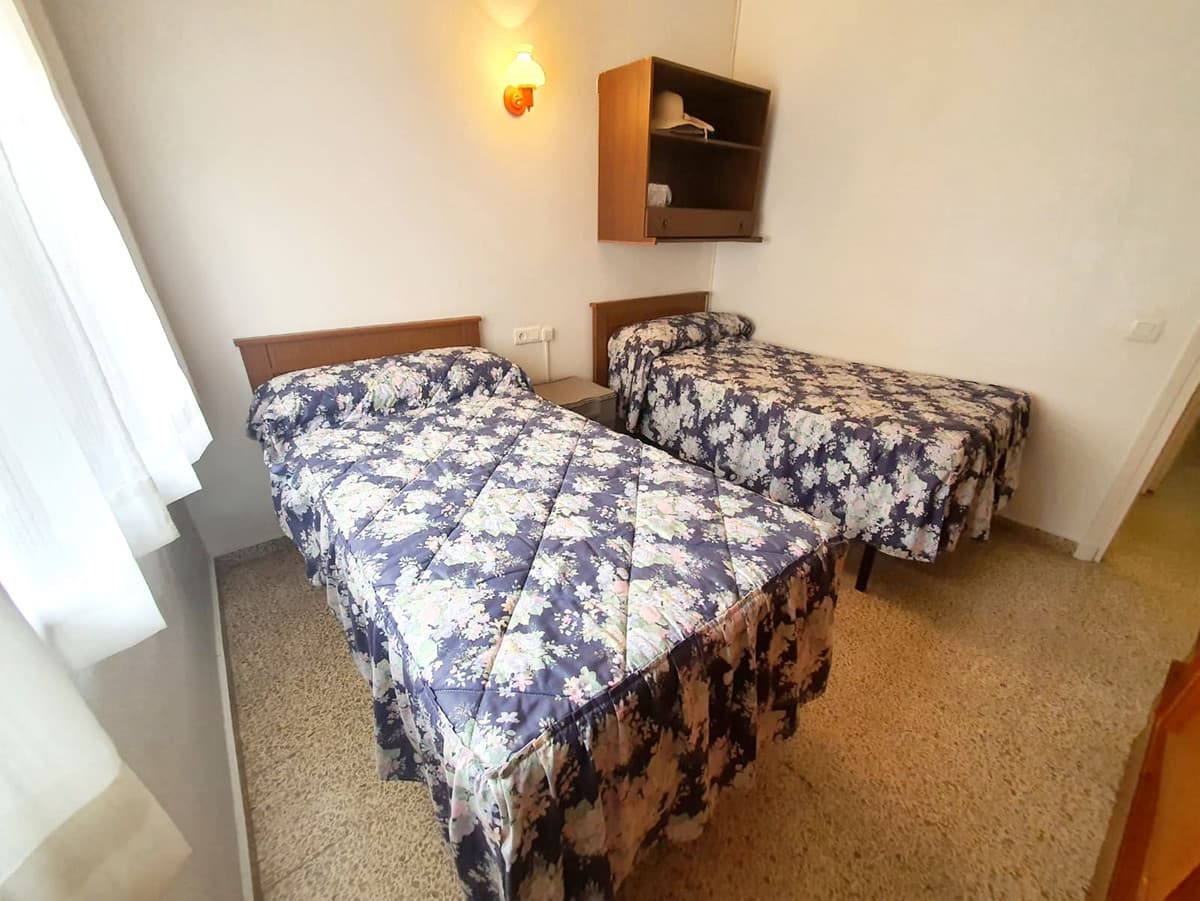 Middle Floor Apartment in Fuengirola — photo 8 of 10