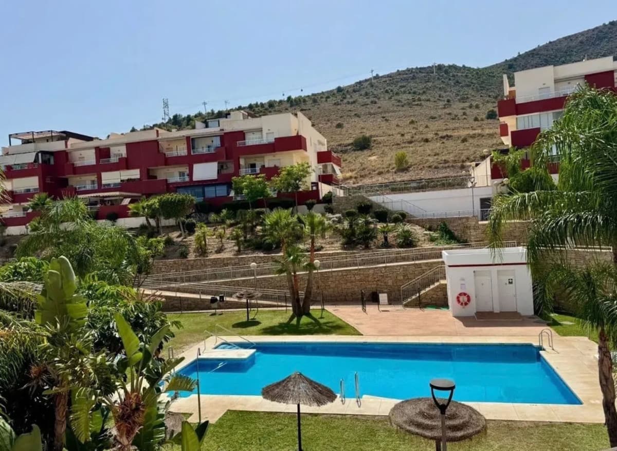 Middle Floor Apartment in Benalmadena — photo 1 of 8
