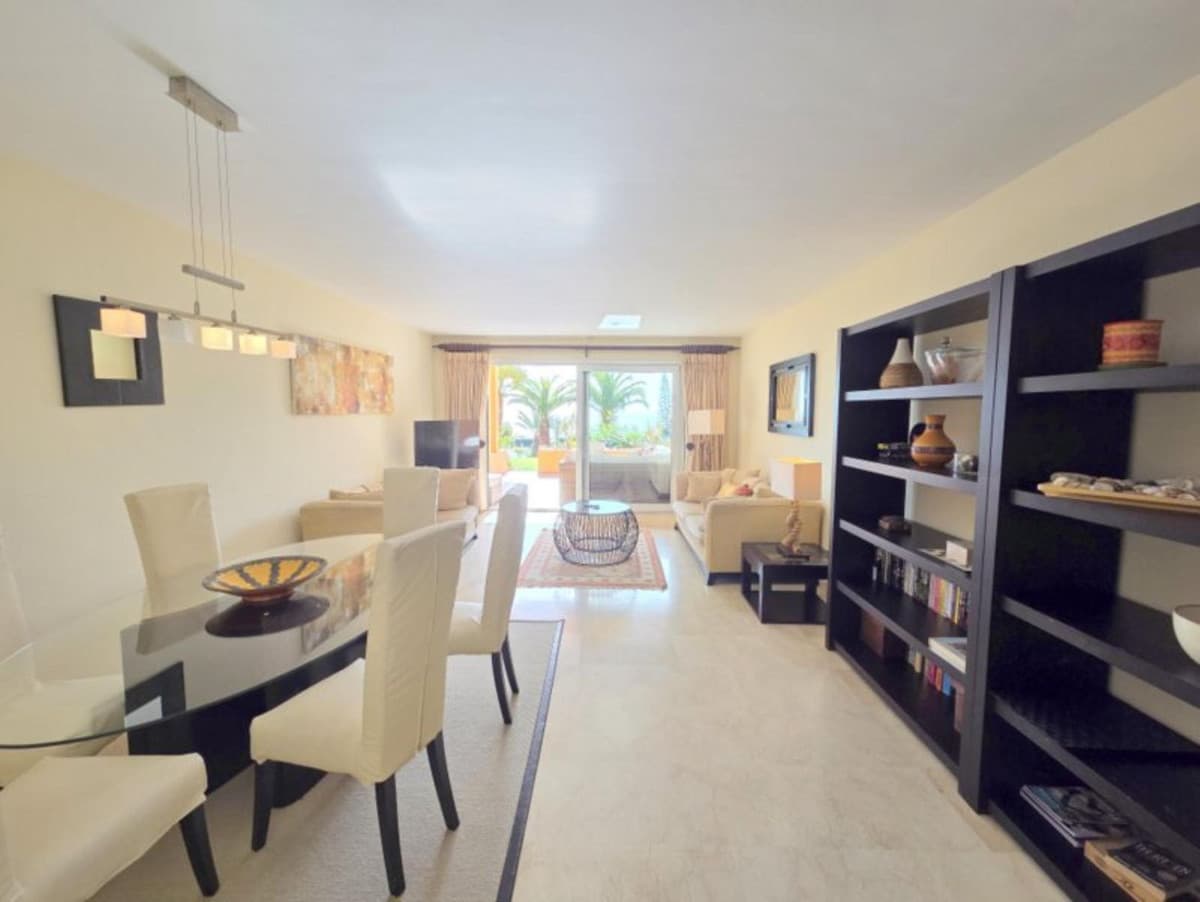 Ground Floor Apartment in La Duquesa — photo 7 of 10