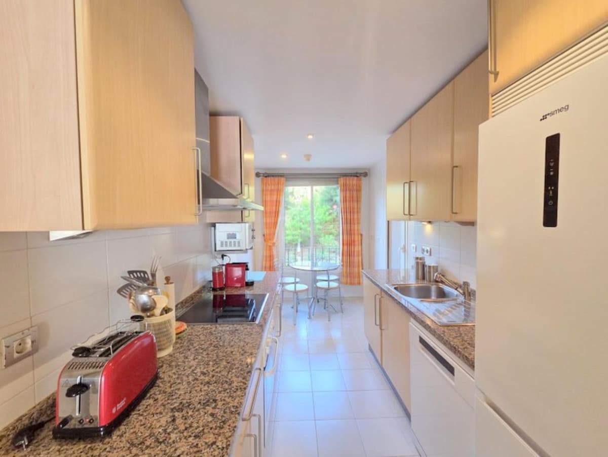 Ground Floor Apartment in La Duquesa — photo 9 of 10