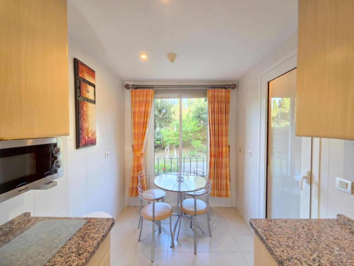 Ground Floor Apartment in La Duquesa — photo 10 of 10