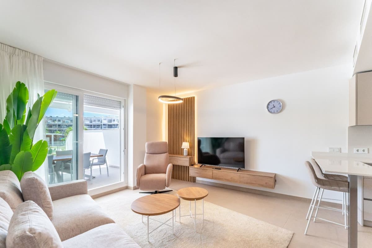 Ground Floor Apartment in La Duquesa — photo 3 of 10