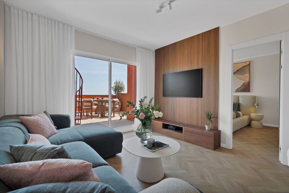 Penthouse Duplex in Las Chapas — photo 3 of 10