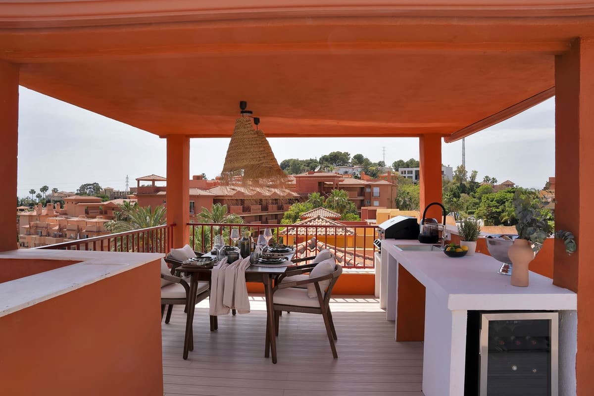 Penthouse Duplex in Las Chapas — photo 8 of 10