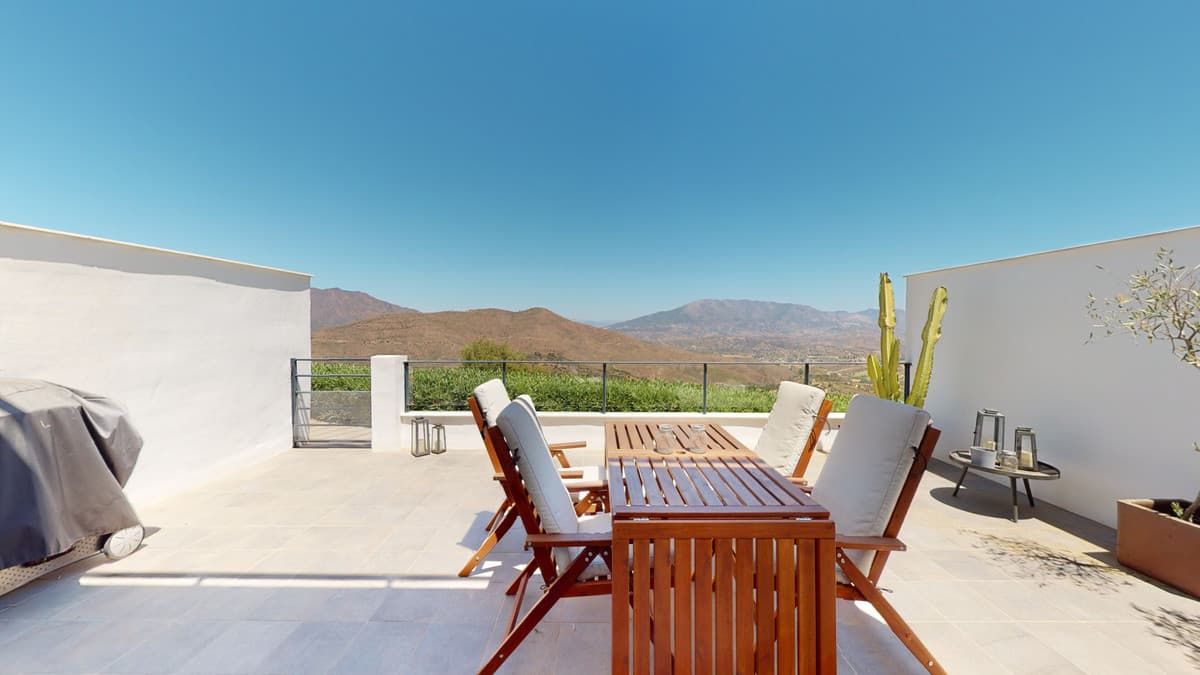 Townhouse in La Mairena — photo 7 of 10