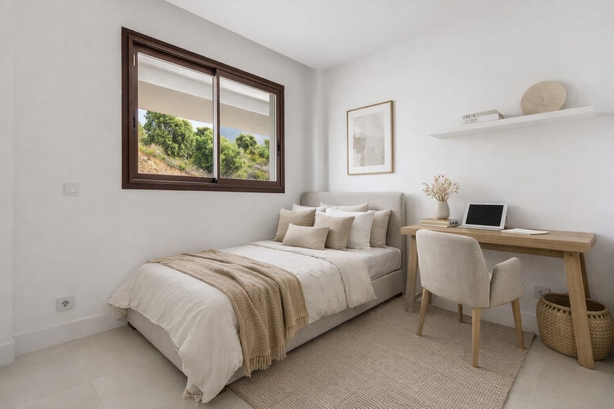 Middle Floor Apartment in Fuengirola — photo 9 of 10
