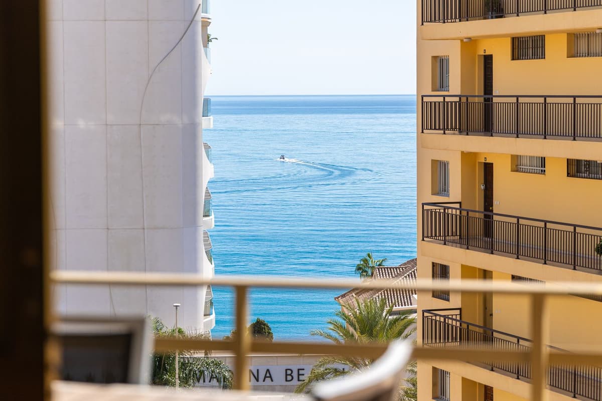 Middle Floor Apartment in Benalmadena — photo 1 of 10